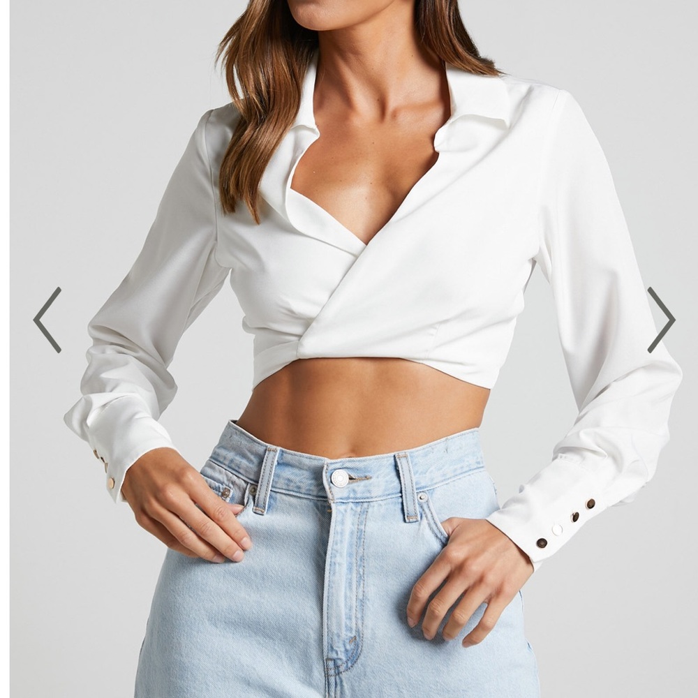 NWT FRIEDERIKE SHIRT - CROPPED TIE BACK WRAP SHIRT IN WHITE - showpo